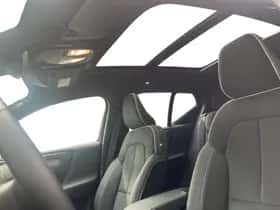 Volvo EX40 (2025) thumbnail 18