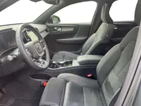 Volvo EX40 (2025) thumbnail 3