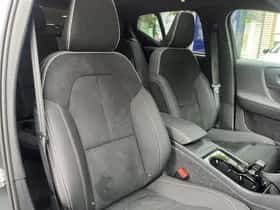 Volvo EX40 (2025) thumbnail 21