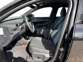 Volvo EX30 (2026) thumbnail 3