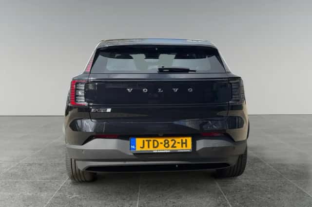 Volvo EX30 (2026) thumbnail 6
