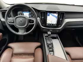 Volvo XC60 (2018) thumbnail 6