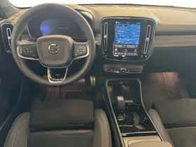 Volvo XC40 (2021) thumbnail 12