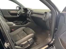 Volvo XC40 (2021) thumbnail 18