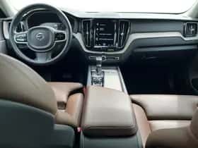 Volvo XC60 (2019) thumbnail 12