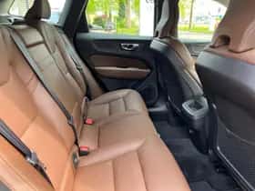 Volvo XC60 (2019) thumbnail 21
