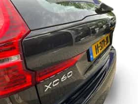 Volvo XC60 (2019) thumbnail 10