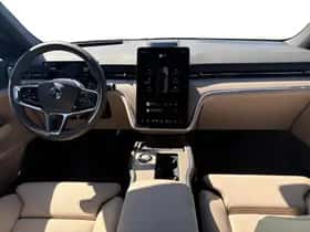 Volvo EX90 (2025) thumbnail 12