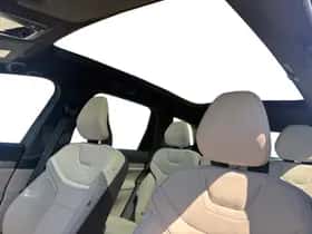 Volvo EX90 (2025) thumbnail 18
