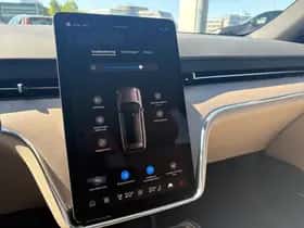 Volvo EX90 (2025) thumbnail 24