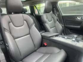 Volvo V60 (2023) thumbnail 19