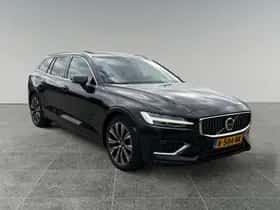 Volvo V60 (2022) thumbnail 2