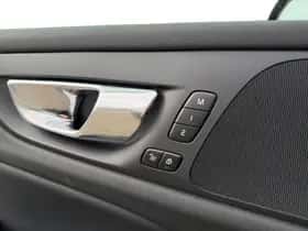Volvo V60 (2022) thumbnail 15