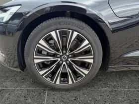 Volvo V60 (2022) thumbnail 6
