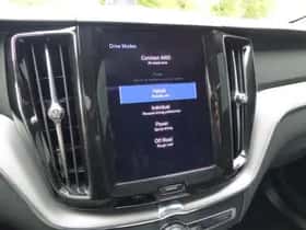 Volvo XC60 (2020) thumbnail 17