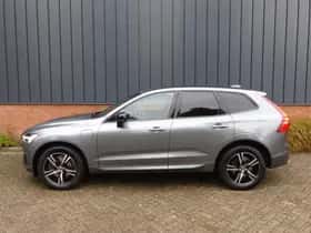 Volvo XC60 (2020) thumbnail 3