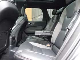 Volvo XC60 (2020) thumbnail 34