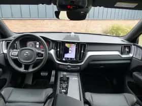 Volvo XC60 (2020) thumbnail 9