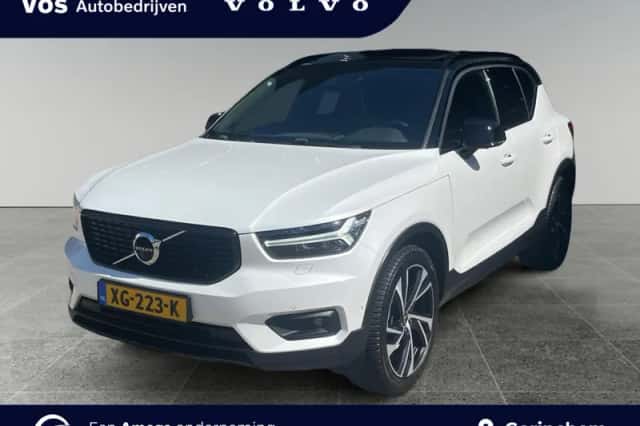 Volvo XC40 (2019) thumbnail 1