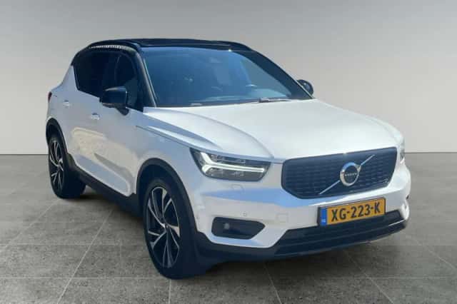 Volvo XC40 (2019) thumbnail 5