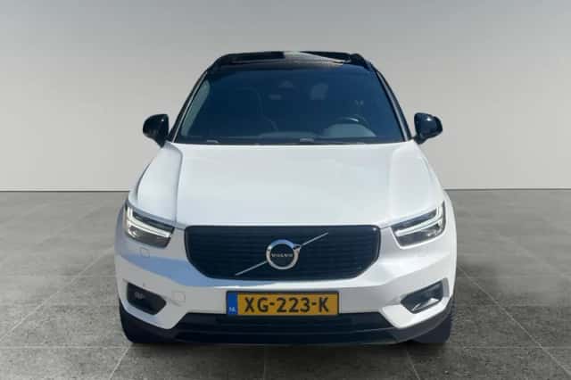 Volvo XC40 (2019) thumbnail 6