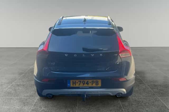 Volvo V40 (2020) thumbnail 6