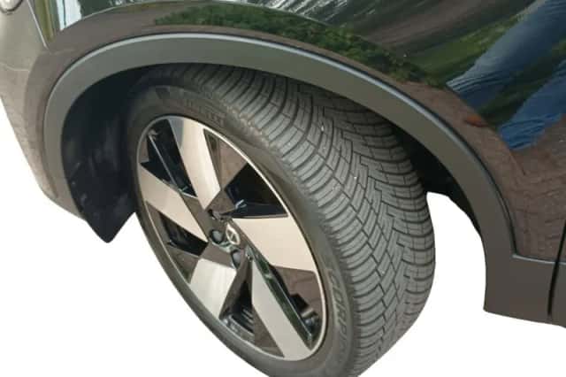 Volvo XC40 (2024) thumbnail 5