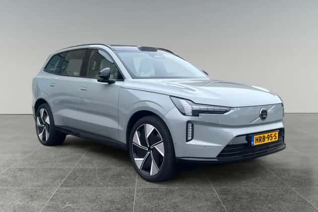 Volvo EX90 (2025) thumbnail 2