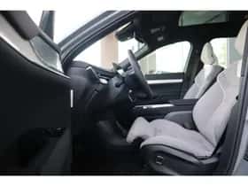 Volvo EX90 (2025) thumbnail 14