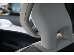 Volvo EX90 (2025) thumbnail 16