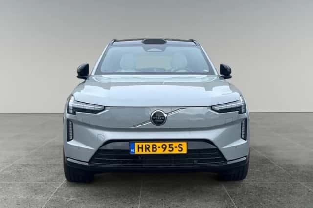 Volvo EX90 (2025) thumbnail 5