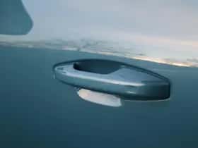 Volvo EX40 (2025) thumbnail 5