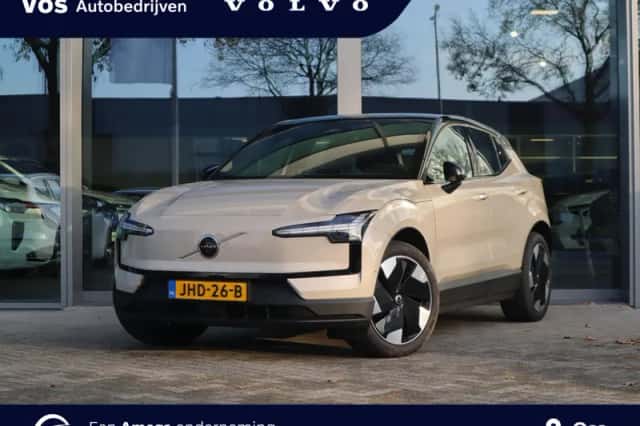 Volvo EX30 (2025) thumbnail 1