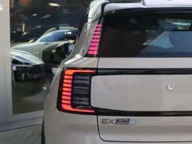 Volvo EX30 (2025) thumbnail 8