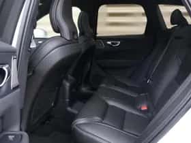 Volvo XC60 (2025) thumbnail 17