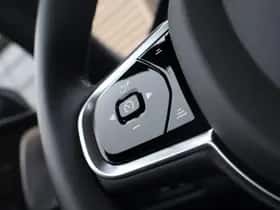 Volvo XC60 (2025) thumbnail 35