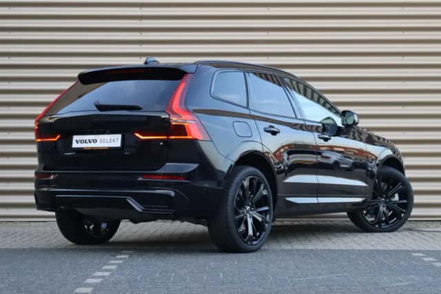 Volvo XC60 (2025) thumbnail 2