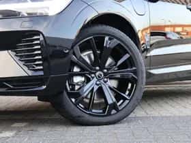 Volvo XC60 (2025) thumbnail 12