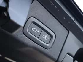 Volvo XC60 (2025) thumbnail 31