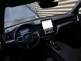 Volvo XC60 (2025) thumbnail 8