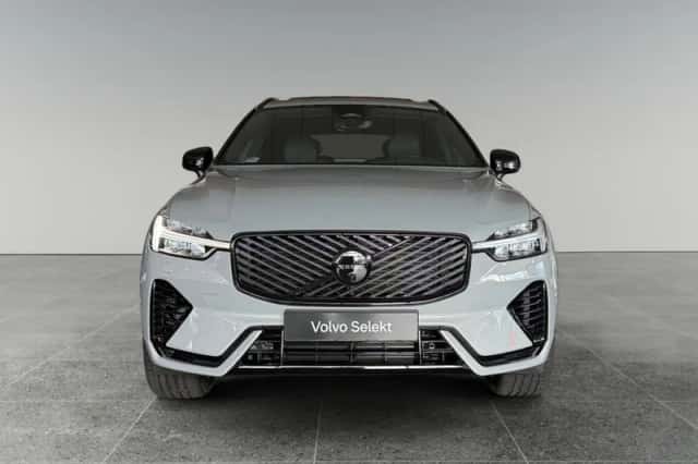 Volvo XC60 (2025) thumbnail 4