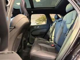 Volvo XC60 (2025) thumbnail 16
