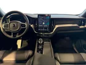 Volvo XC60 (2025) thumbnail 9