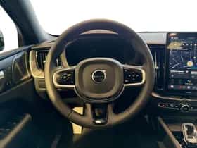 Volvo XC60 (2025) thumbnail 10