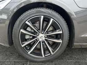 Volvo V60 (2025) thumbnail 7