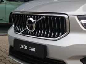 Volvo XC40 (2018) thumbnail 2