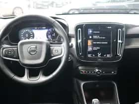 Volvo XC40 (2018) thumbnail 14