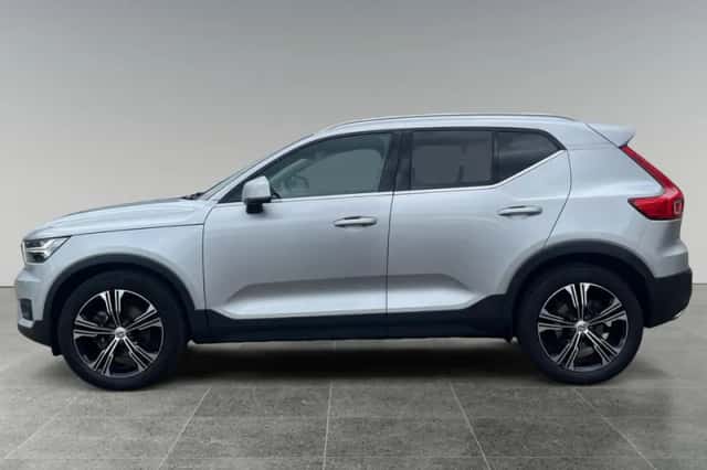 Volvo XC40 (2018) thumbnail 4