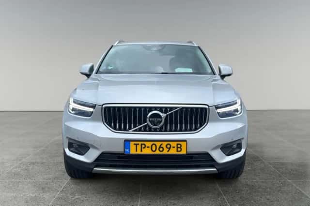 Volvo XC40 (2018) thumbnail 5