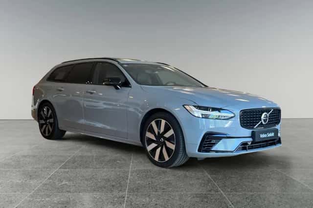 Volvo V90 (2024) thumbnail 2